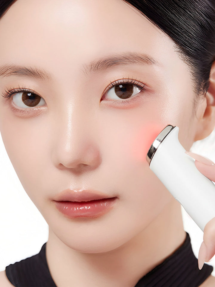 Medicube – AGE-R Booster Pro Mini Blanco – London Professional Beauty